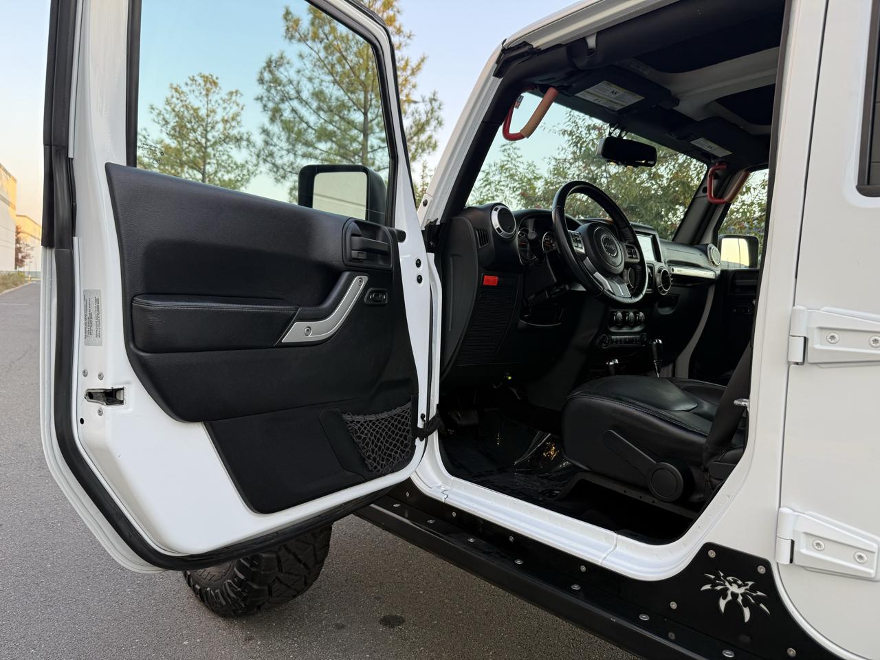 Jeep Wrangler Unlimited 4WD 4dr Rubicon Hard Rock 2016
