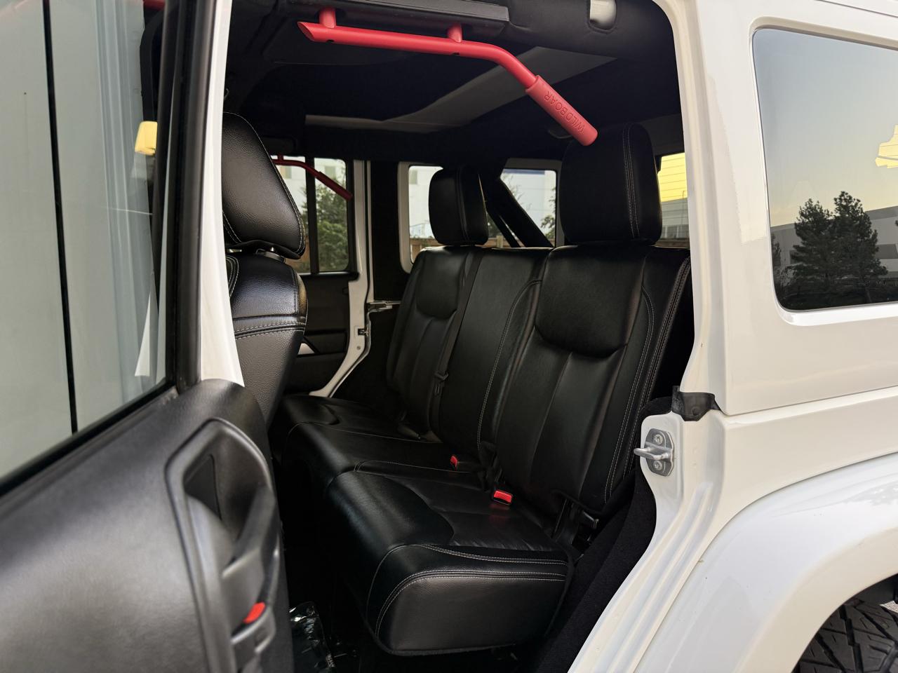 Jeep Wrangler Unlimited 4WD 4dr Rubicon Hard Rock 2016