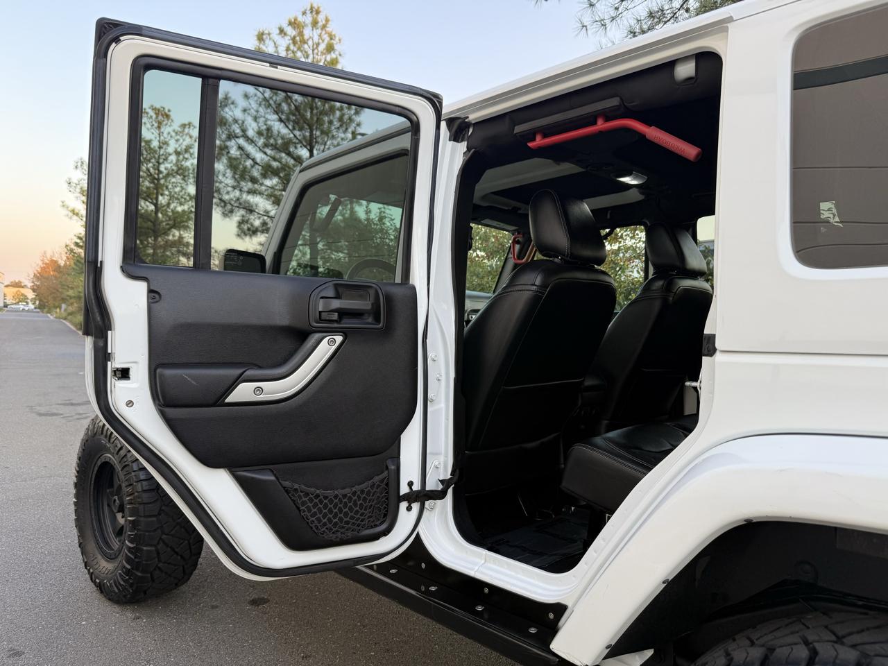 Jeep Wrangler Unlimited 4WD 4dr Rubicon Hard Rock 2016