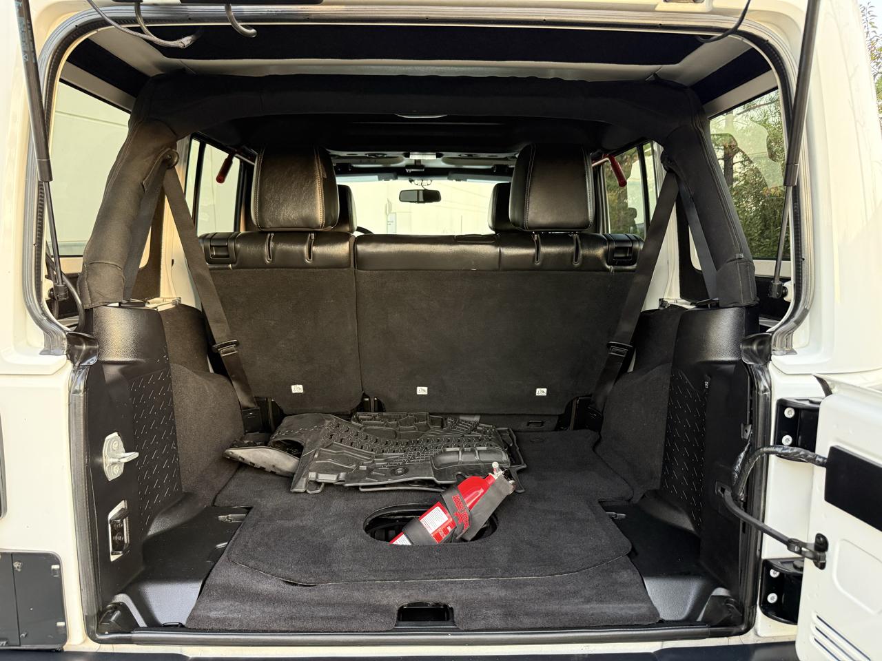 Jeep Wrangler Unlimited 4WD 4dr Rubicon Hard Rock 2016