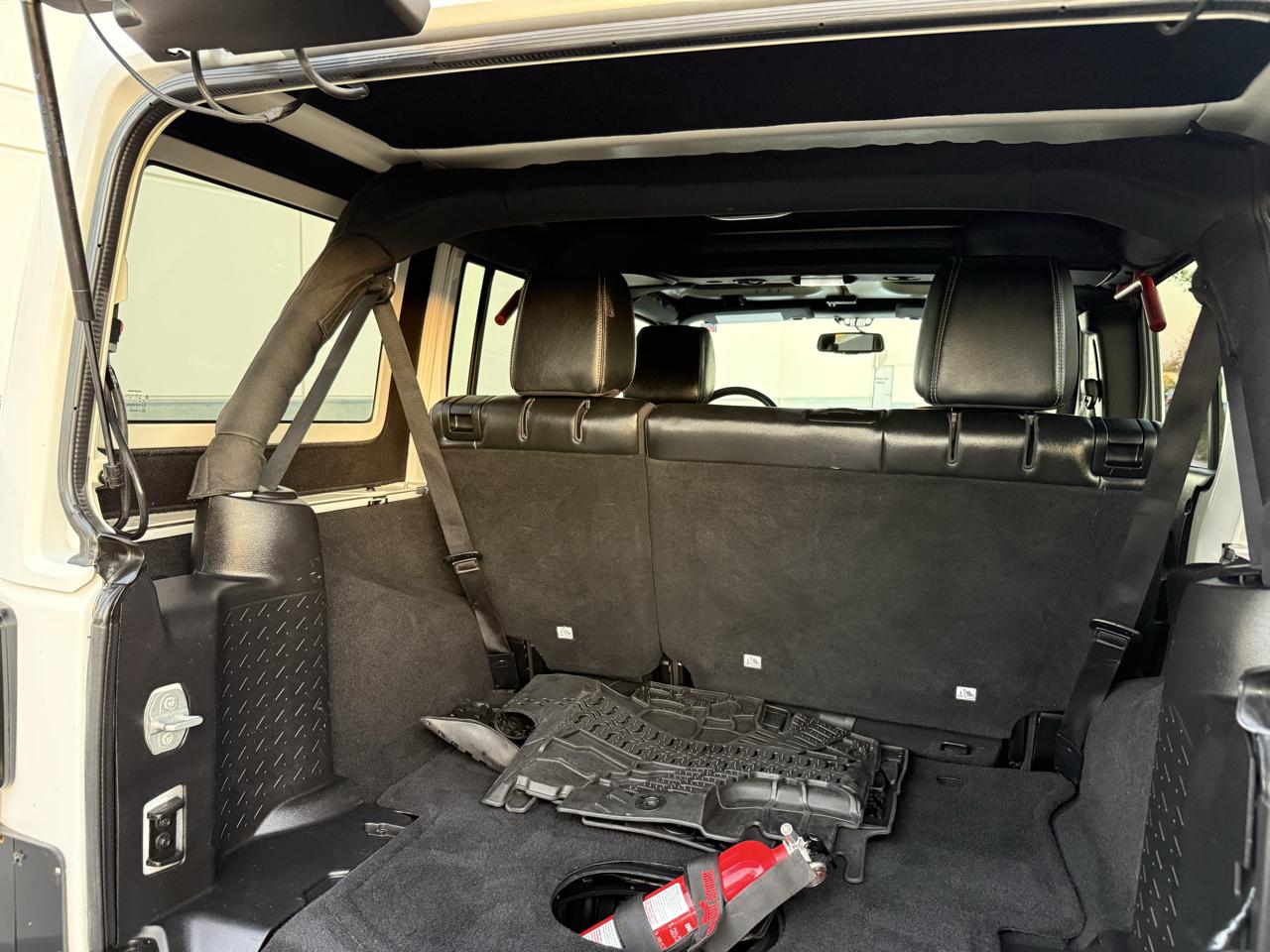 Jeep Wrangler Unlimited 4WD 4dr Rubicon Hard Rock 2016