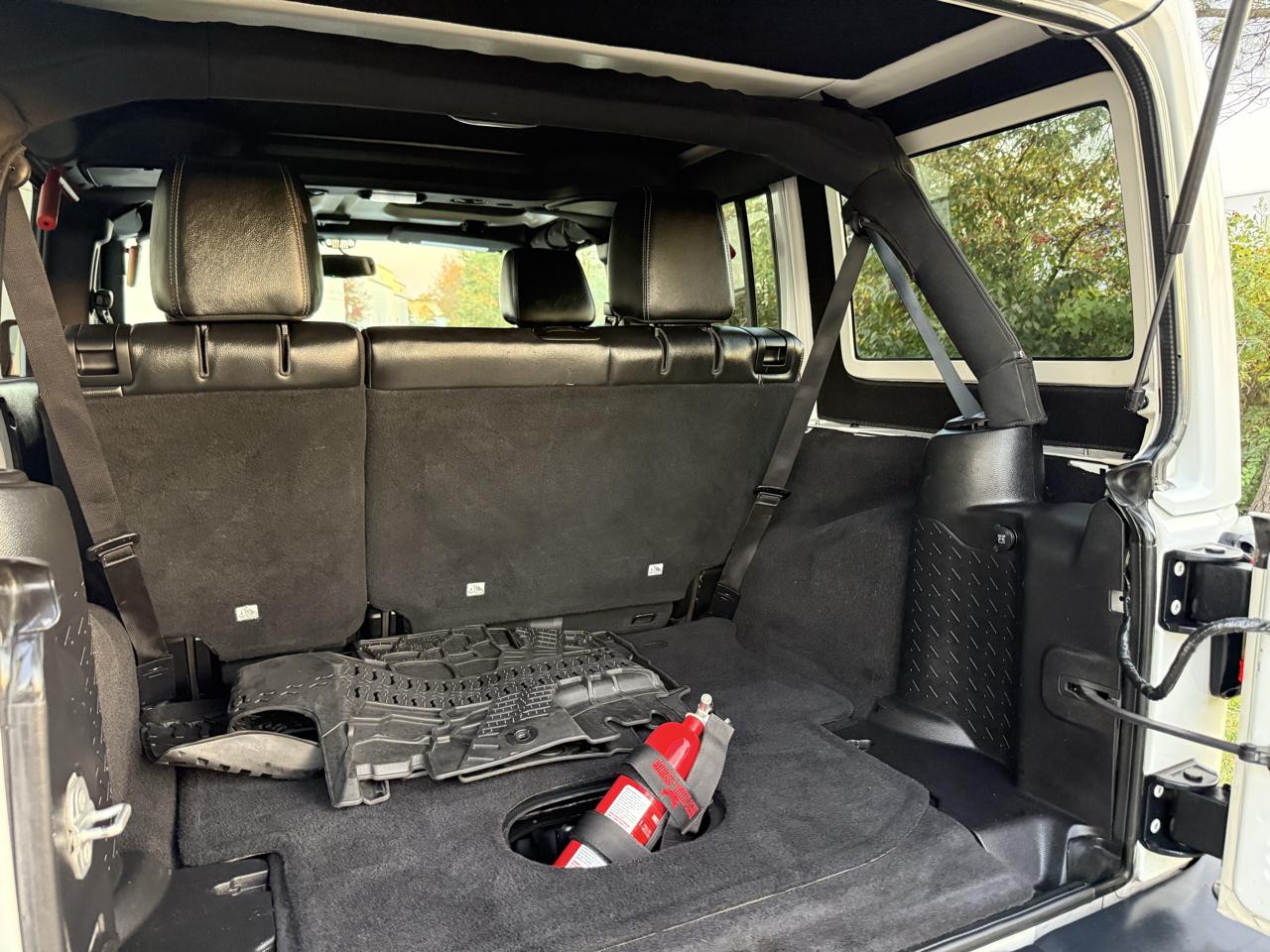 Jeep Wrangler Unlimited 4WD 4dr Rubicon Hard Rock 2016