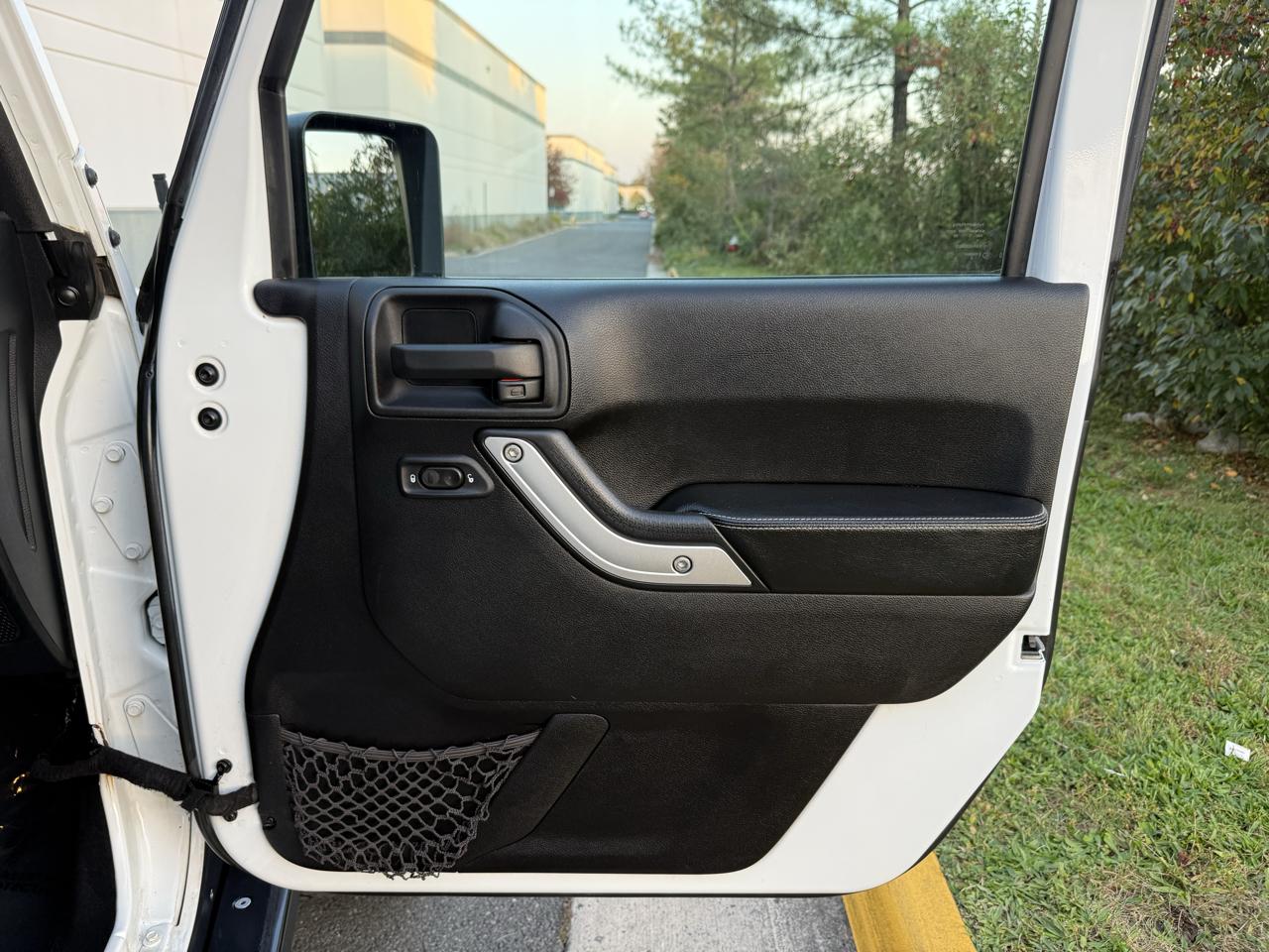 Jeep Wrangler Unlimited 4WD 4dr Rubicon Hard Rock 2016