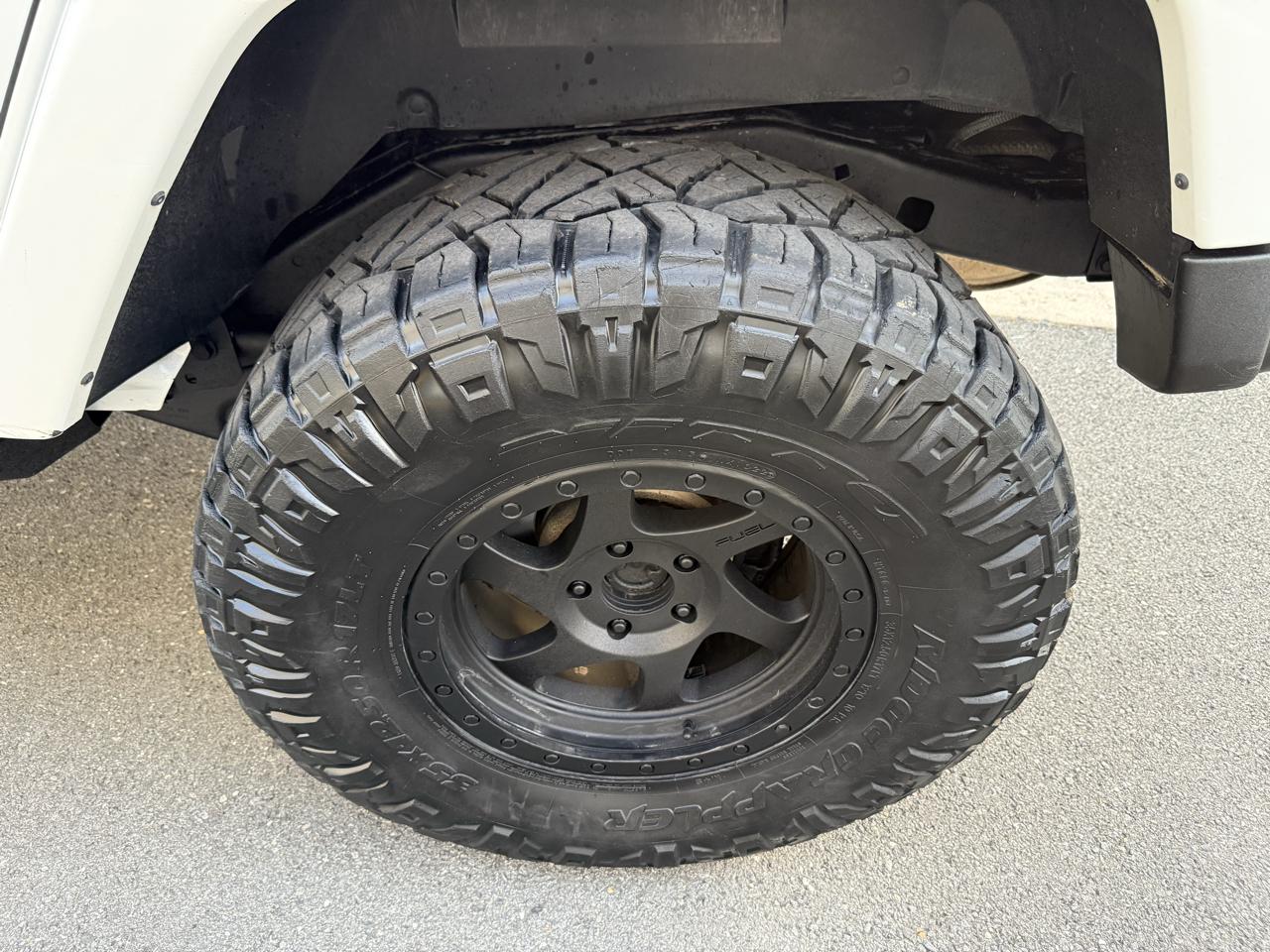 Jeep Wrangler Unlimited 4WD 4dr Rubicon Hard Rock 2016