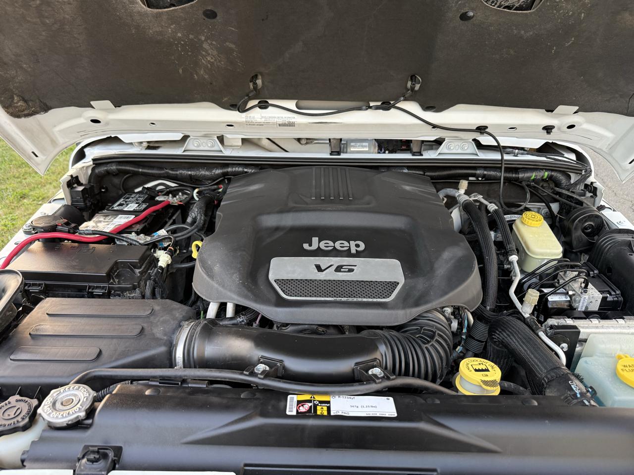 Jeep Wrangler Unlimited 4WD 4dr Rubicon Hard Rock 2016