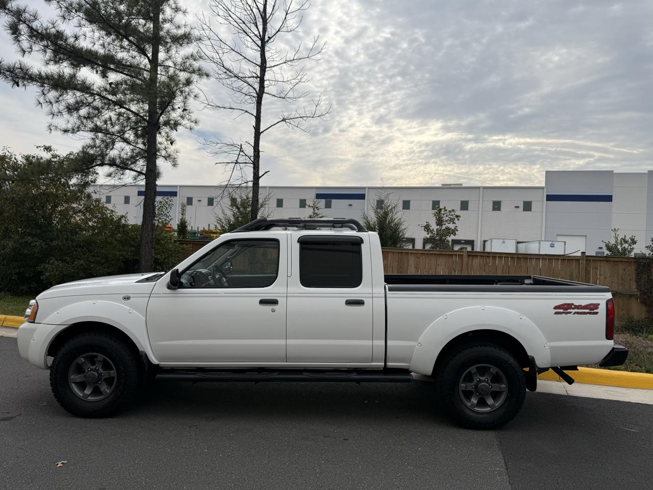 Nissan Frontier 4WD XE Crew Cab V6 Manual Long Bed 2004