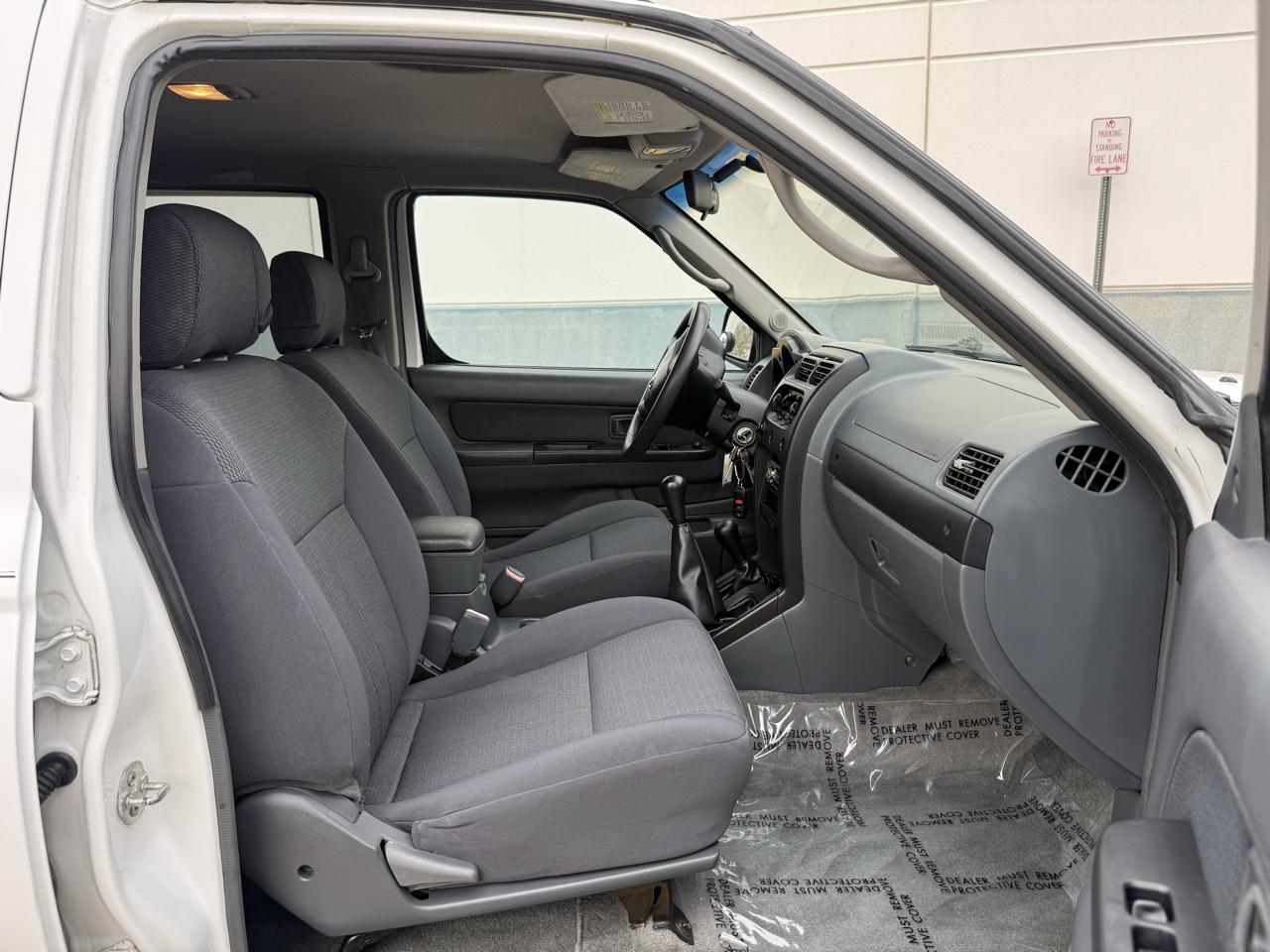 Nissan Frontier 4WD XE Crew Cab V6 Manual Long Bed 2004