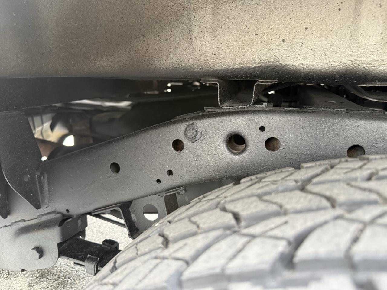 Nissan Frontier 4WD XE Crew Cab V6 Manual Long Bed 2004