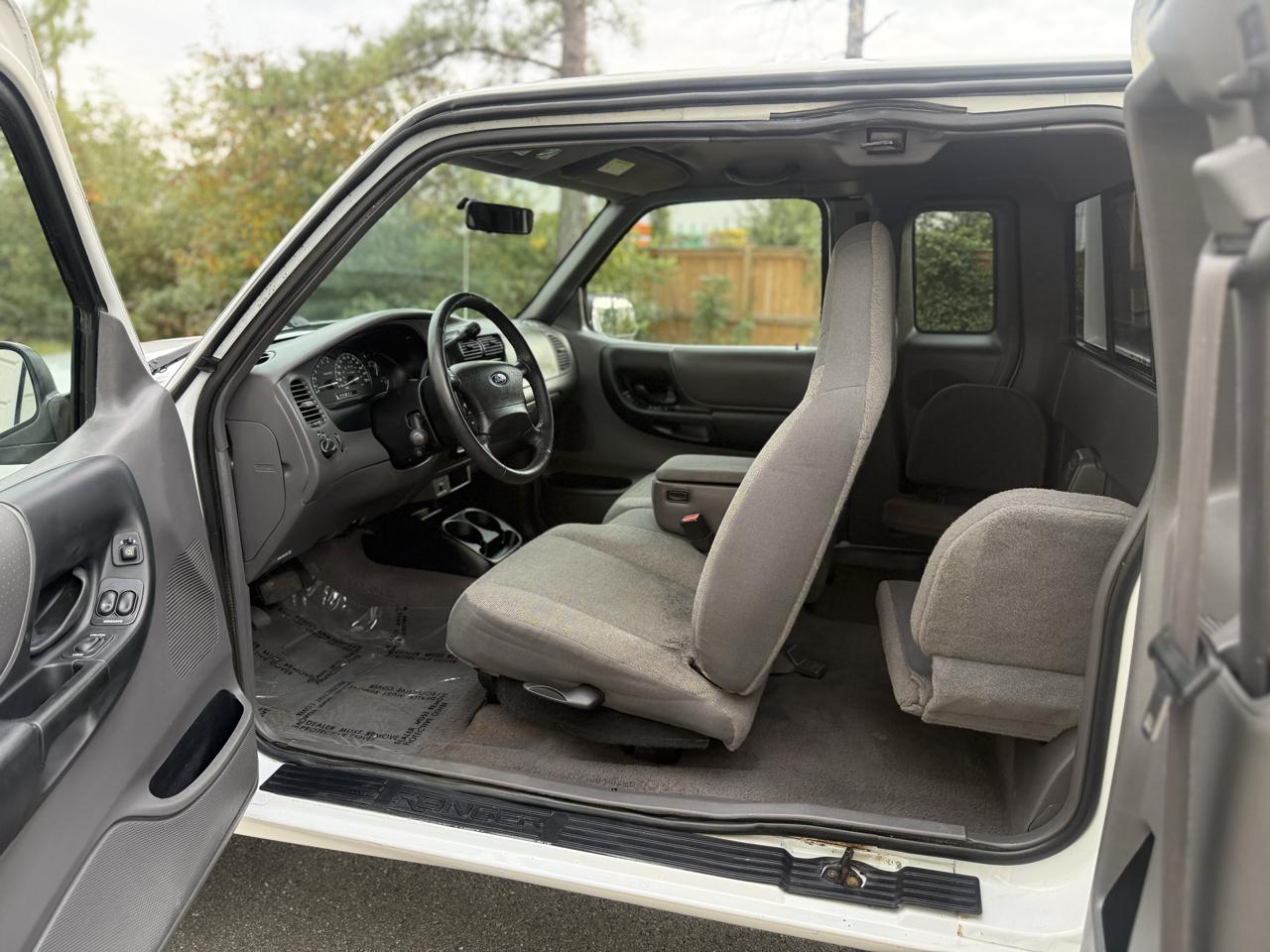 Ford Ranger 4dr Supercab 4.0L XLT 4WD 2001