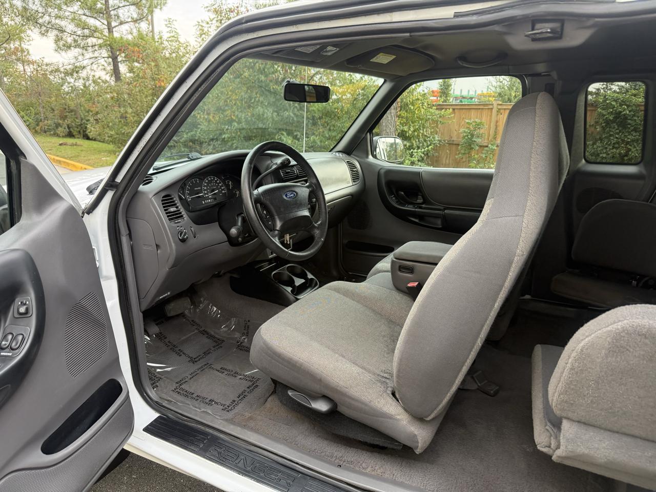 Ford Ranger 4dr Supercab 4.0L XLT 4WD 2001