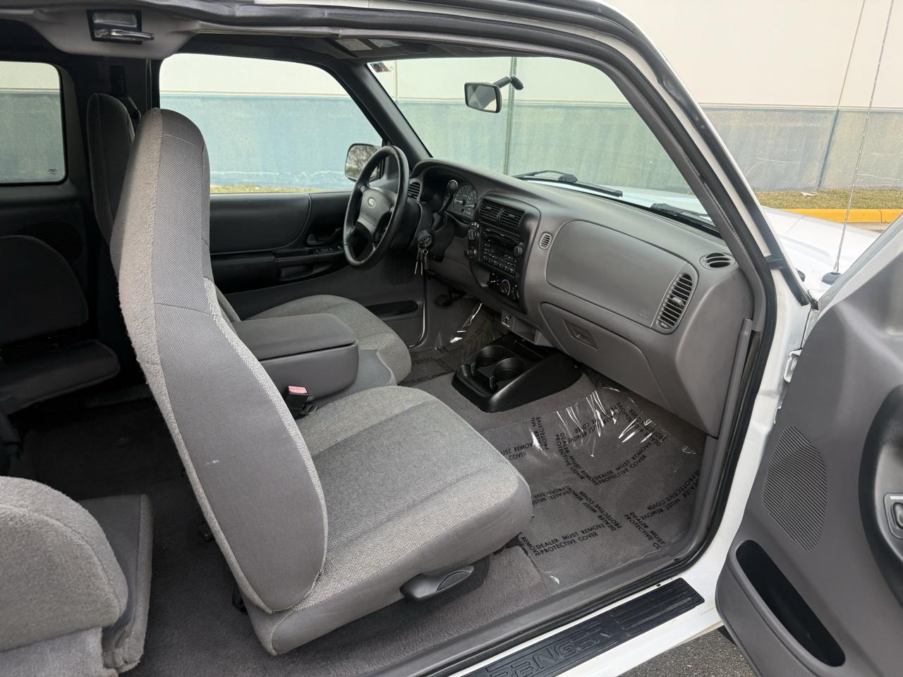 Ford Ranger 4dr Supercab 4.0L XLT 4WD 2001