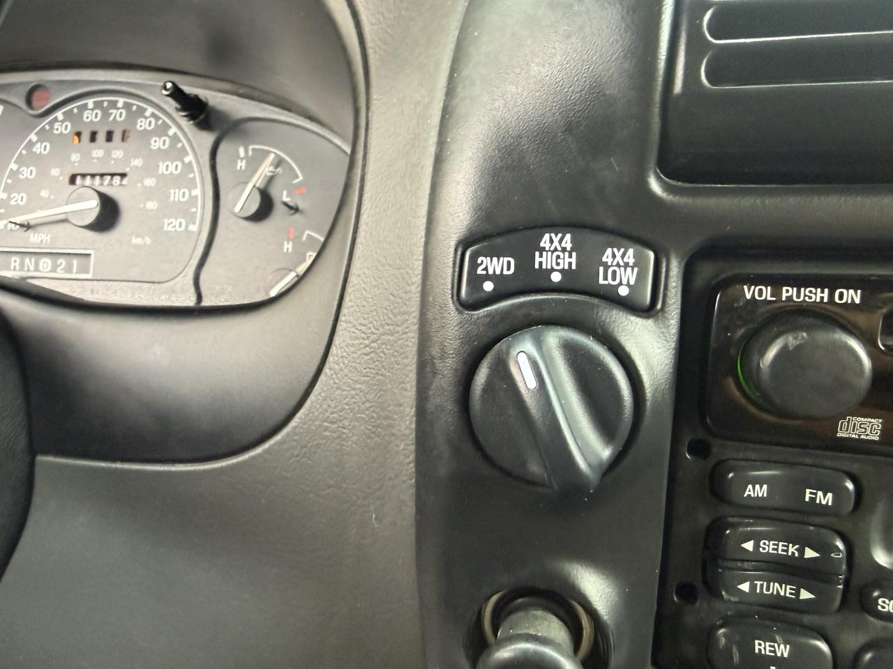 Ford Ranger 4dr Supercab 4.0L XLT 4WD 2001