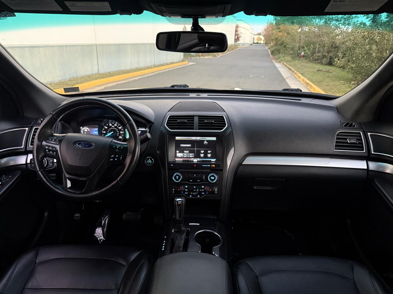 Ford Explorer 4WD 4dr XLT 2016