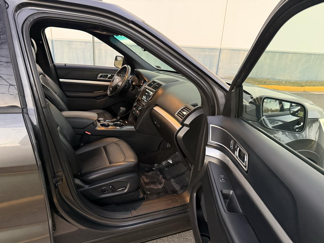 Ford Explorer 4WD 4dr XLT 2016