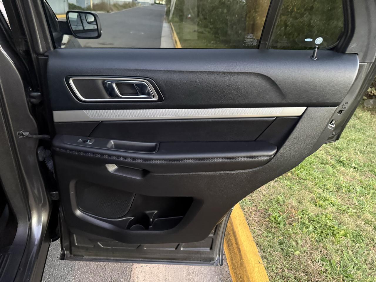 Ford Explorer 4WD 4dr XLT 2016