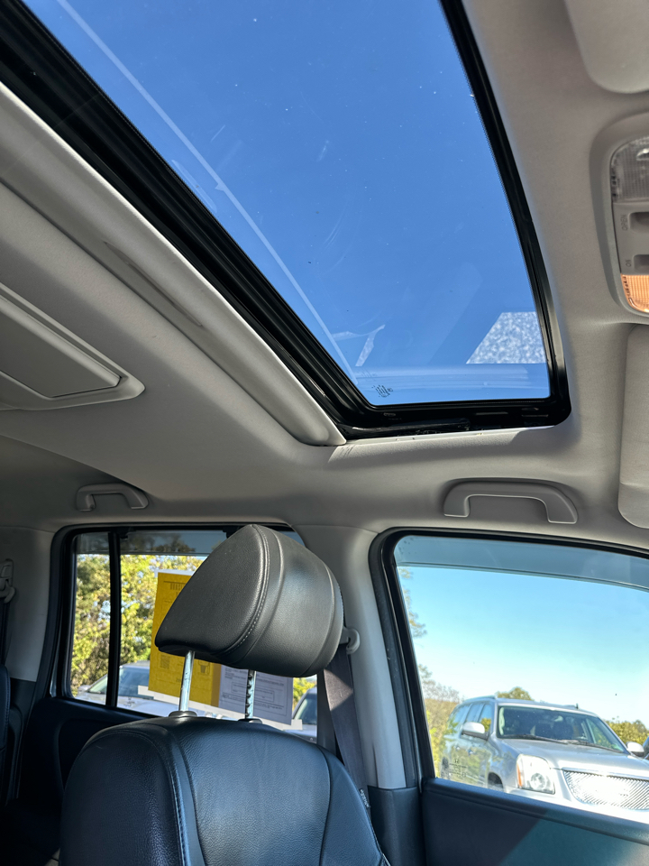 Honda Pilot Touring 4WD 5-Spd AT with DVD 2013