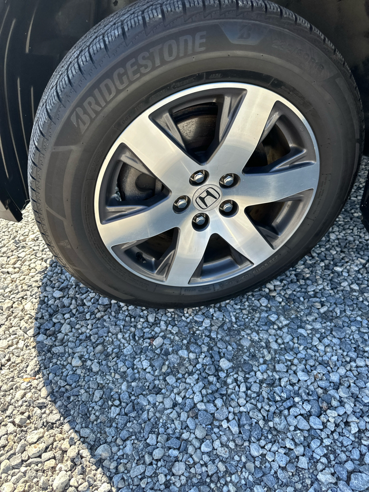 Honda Pilot Touring 4WD 5-Spd AT with DVD 2013