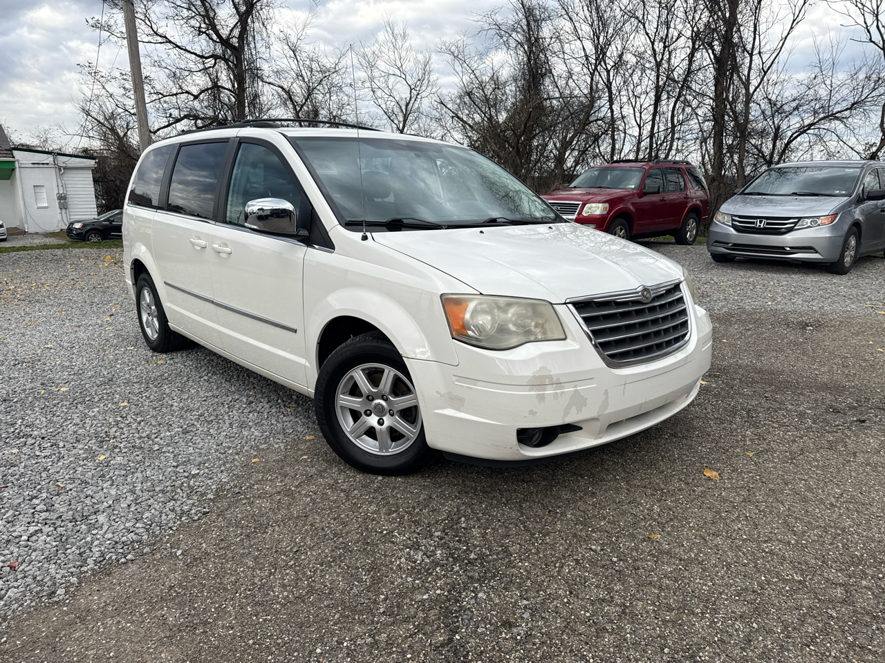 2010 Chrysler Town & Country Touring Plus