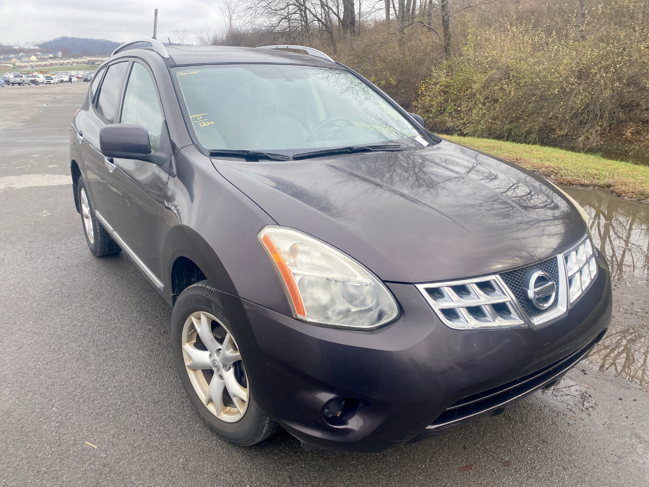 2011 Nissan Rogue S's photo