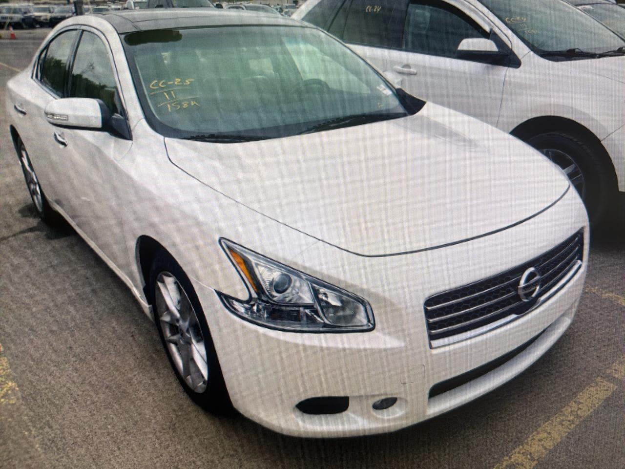 2011 Nissan Maxima 3.5 SV's photo
