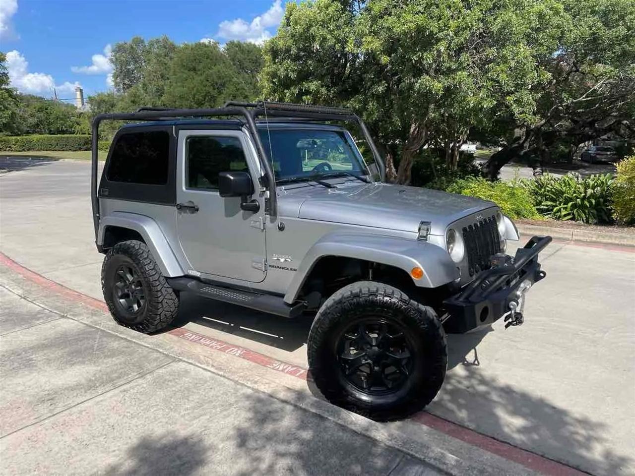 Jeep Wrangler 4WD 2dr Sahara 2016