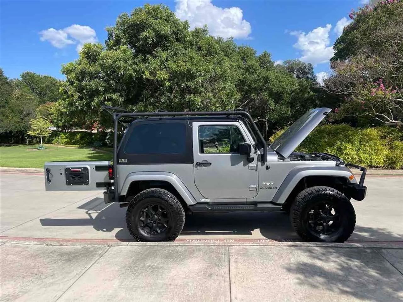 Jeep Wrangler 4WD 2dr Sahara 2016