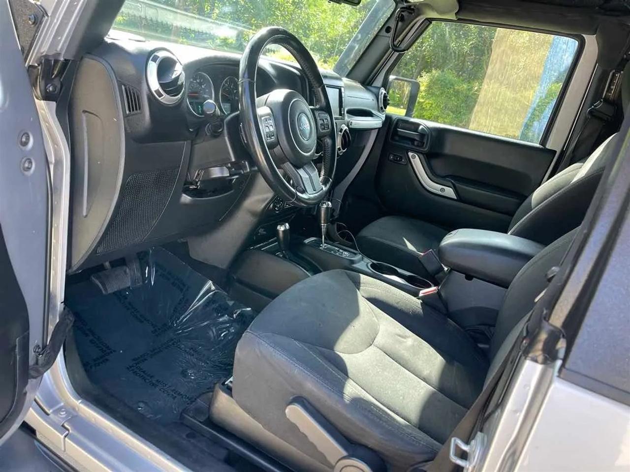 Jeep Wrangler 4WD 2dr Sahara 2016