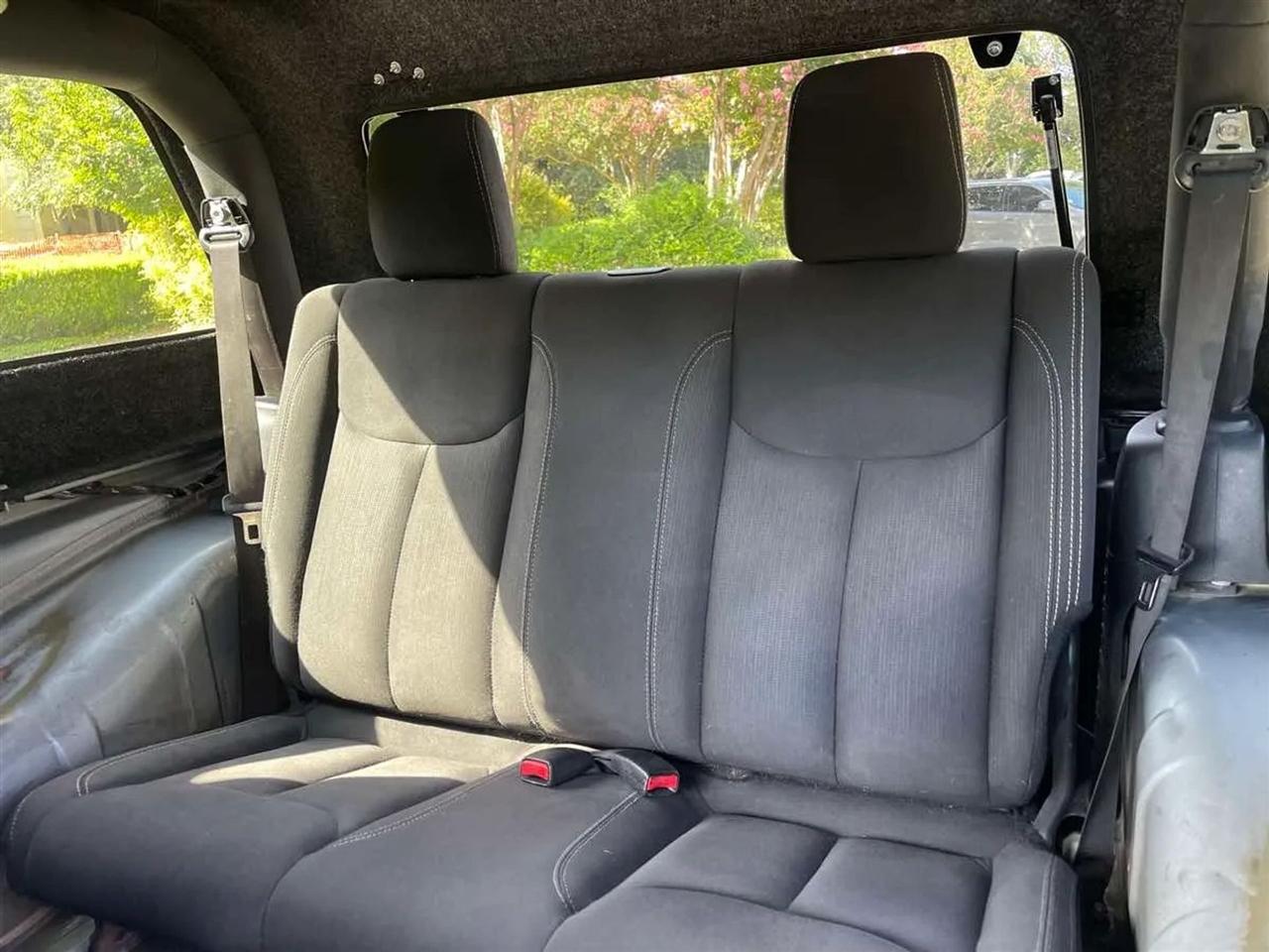 Jeep Wrangler 4WD 2dr Sahara 2016