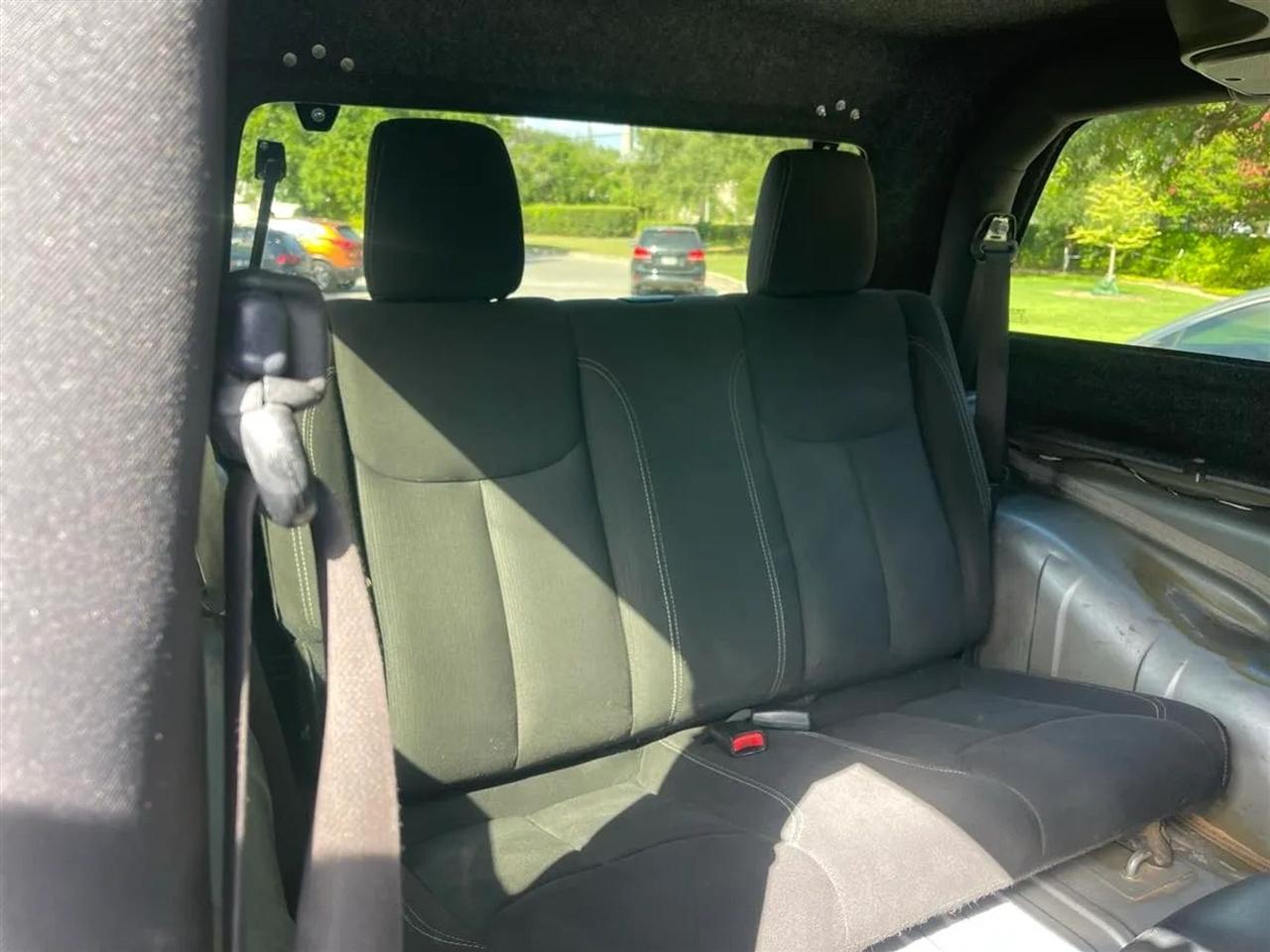 Jeep Wrangler 4WD 2dr Sahara 2016