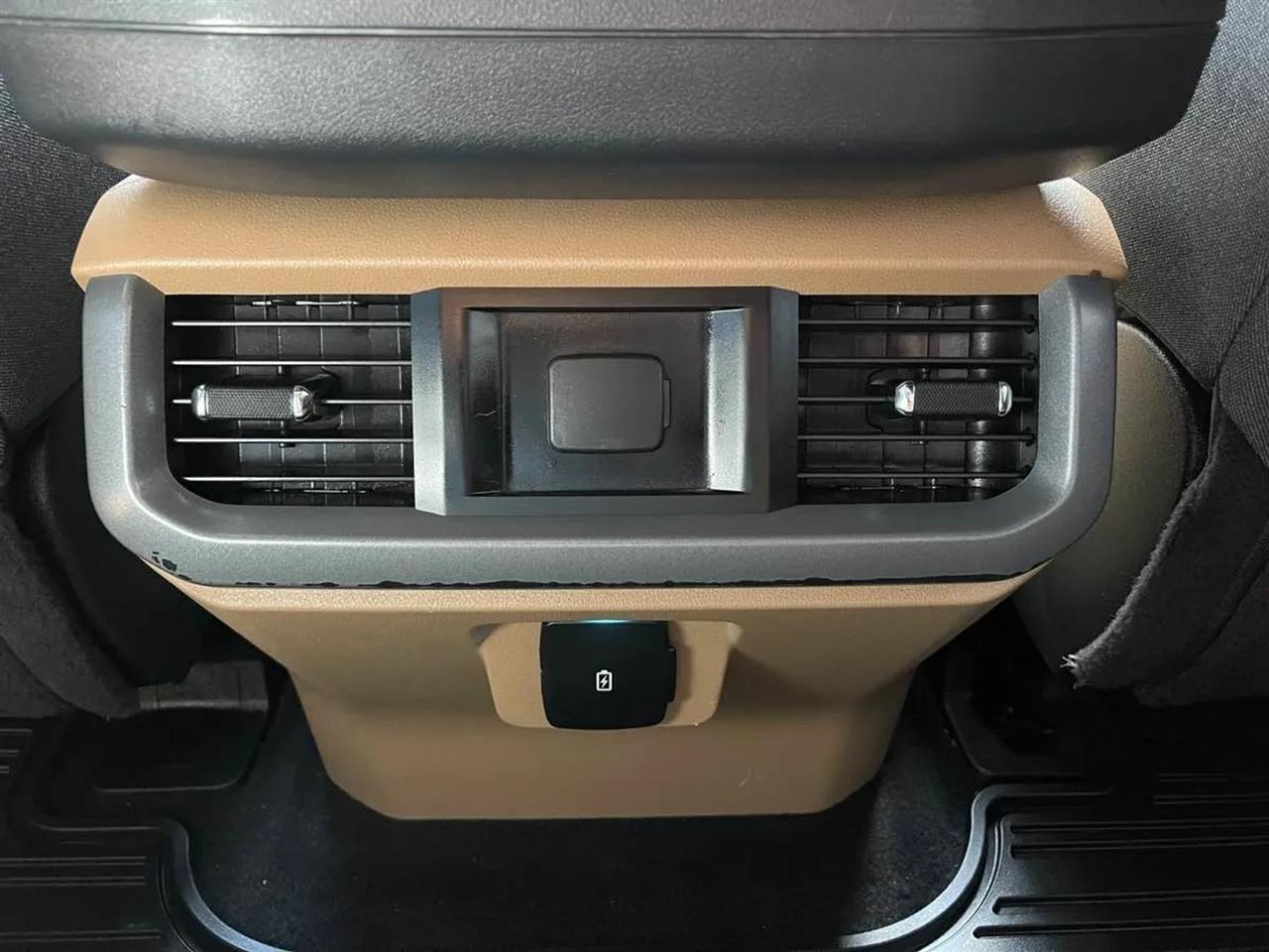 Ford F-150 Lariat 4WD SuperCrew 5.5' Box 2023