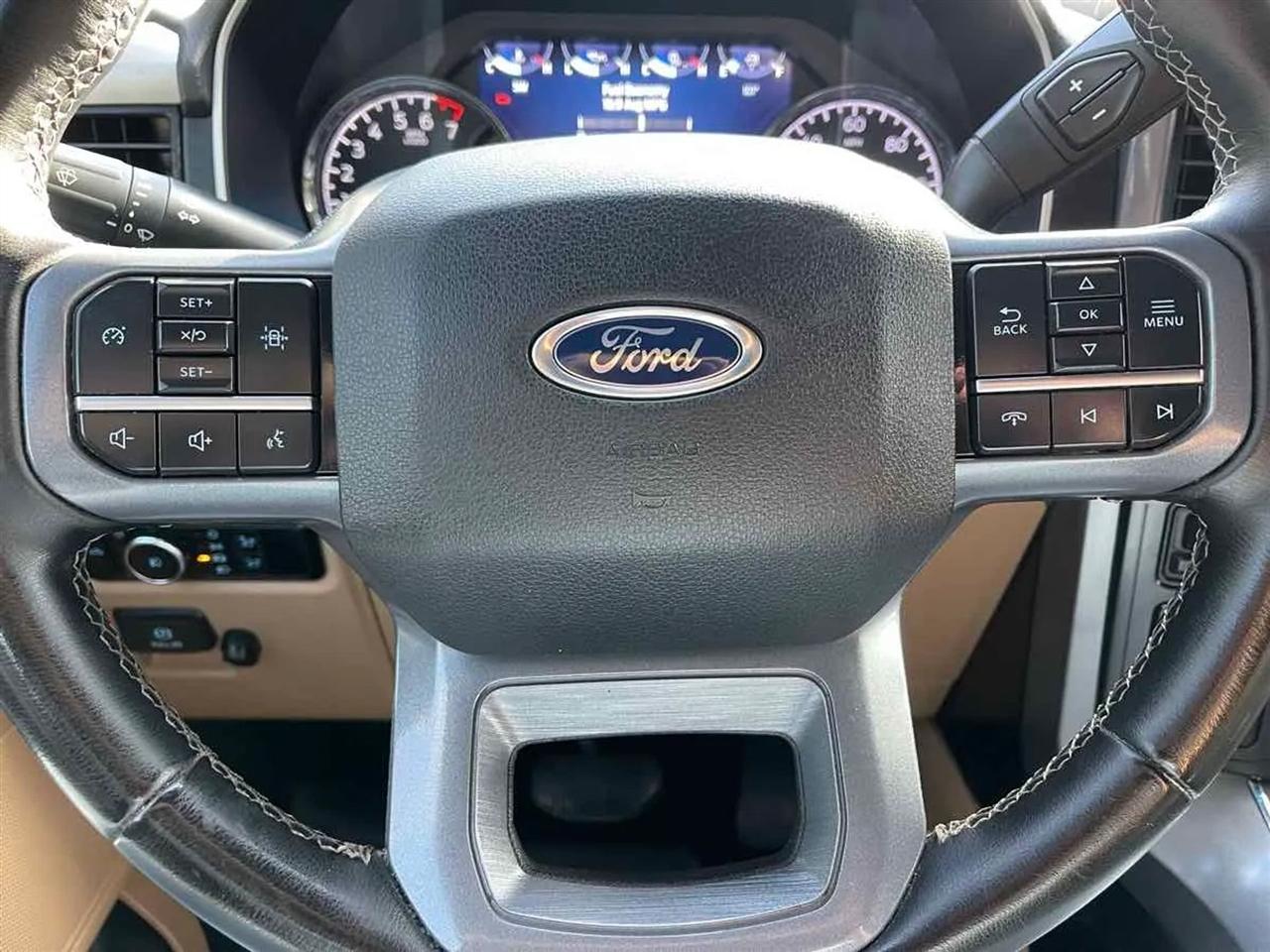 Ford F-150 Lariat 4WD SuperCrew 5.5' Box 2023