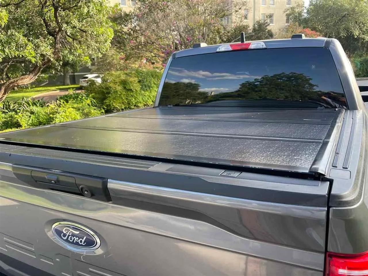 Ford F-150 Lariat 4WD SuperCrew 5.5' Box 2023