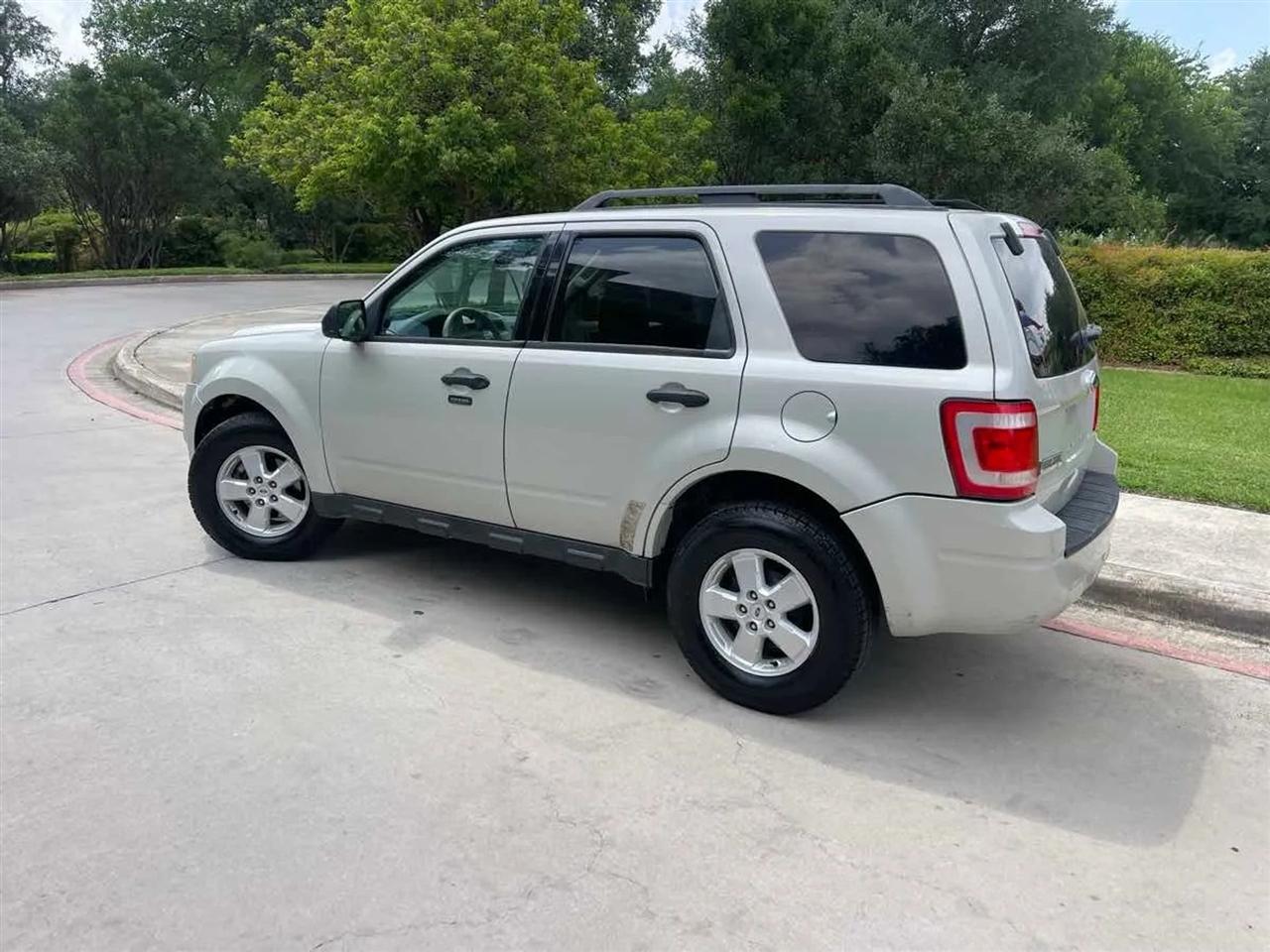 Ford Escape FWD 4dr V6 Auto XLT 2009