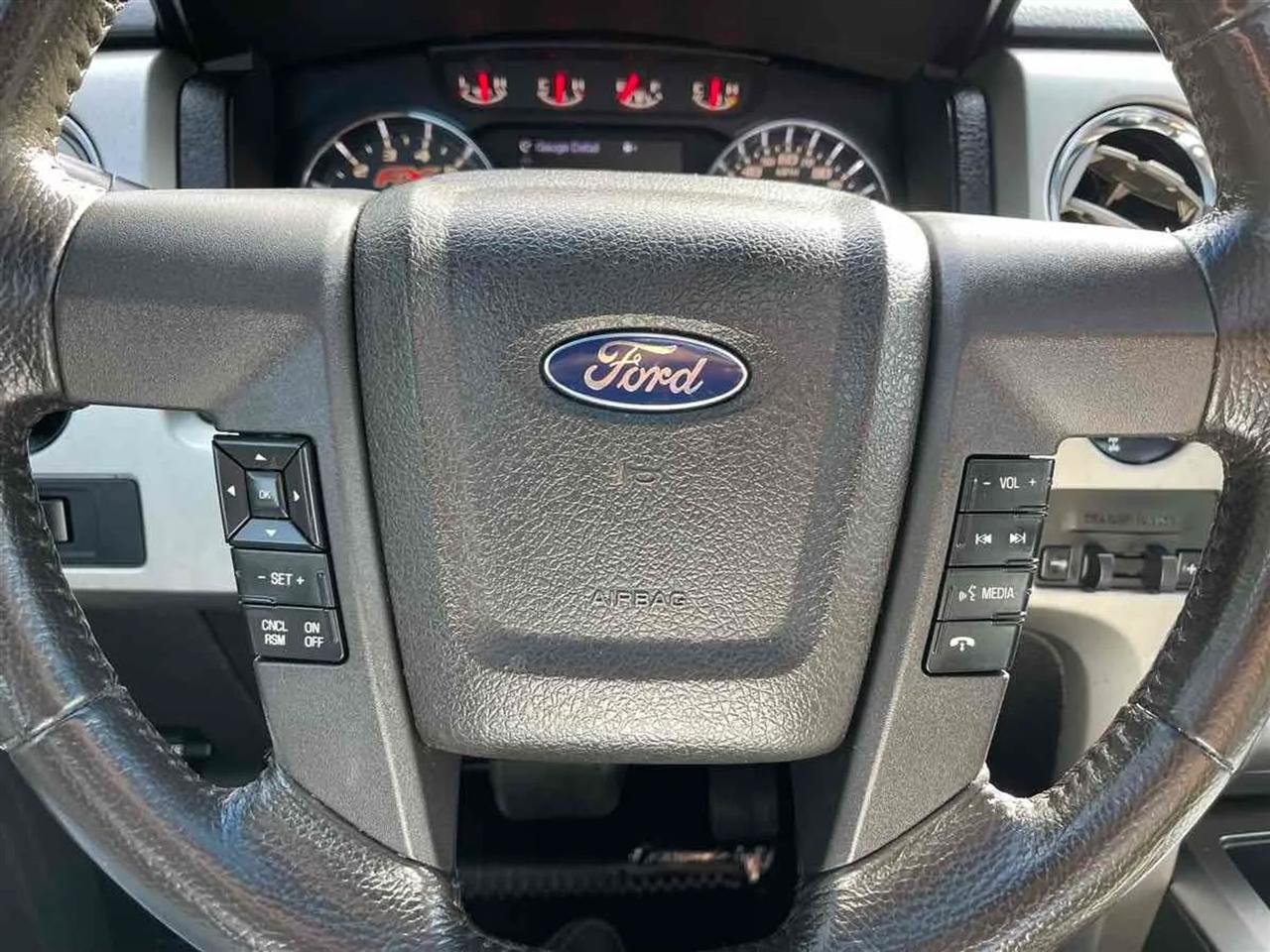 Ford F-150 4WD SuperCrew 145" King Ranch 2013