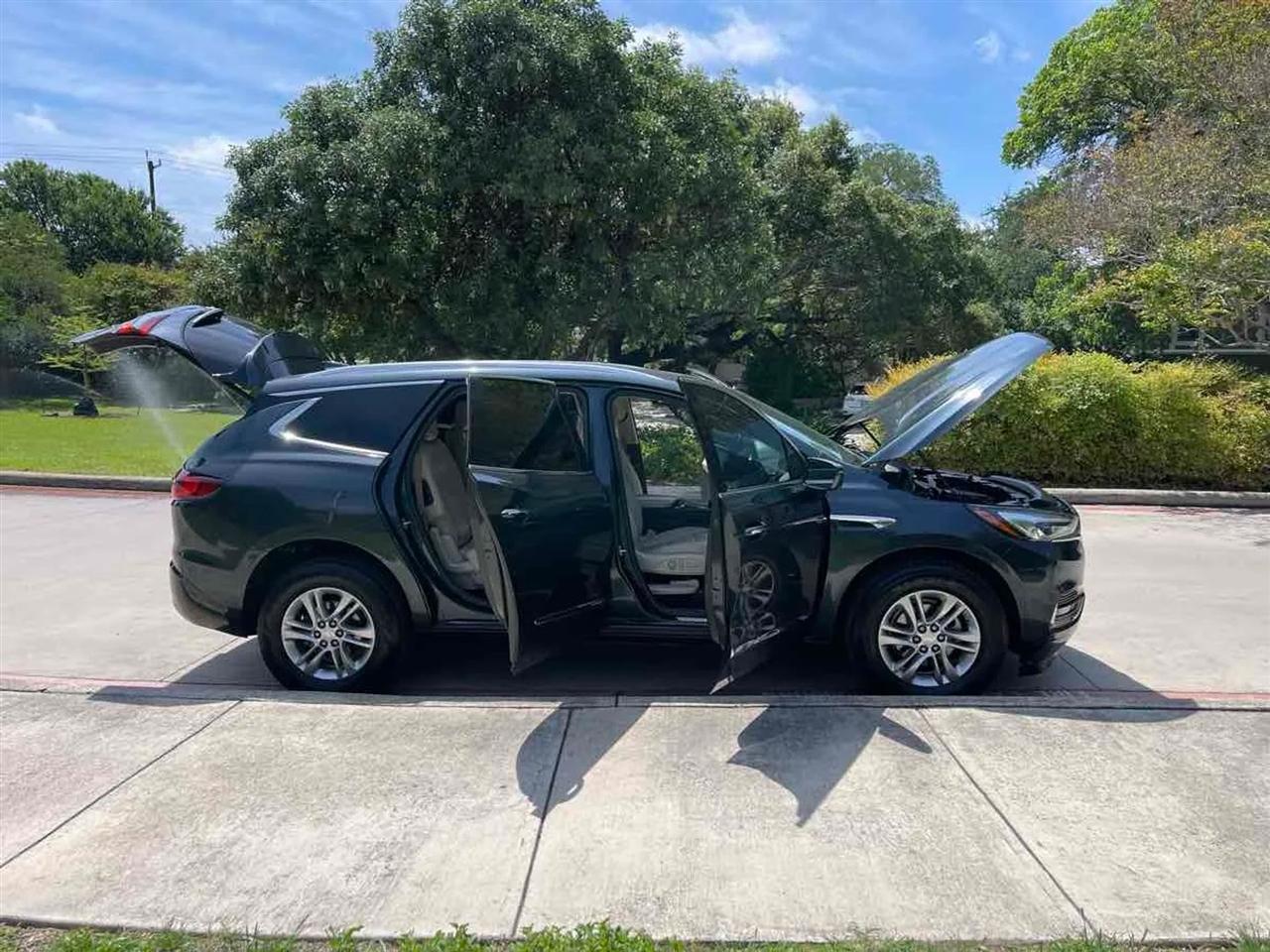 Buick Enclave FWD 4dr Essence 2018