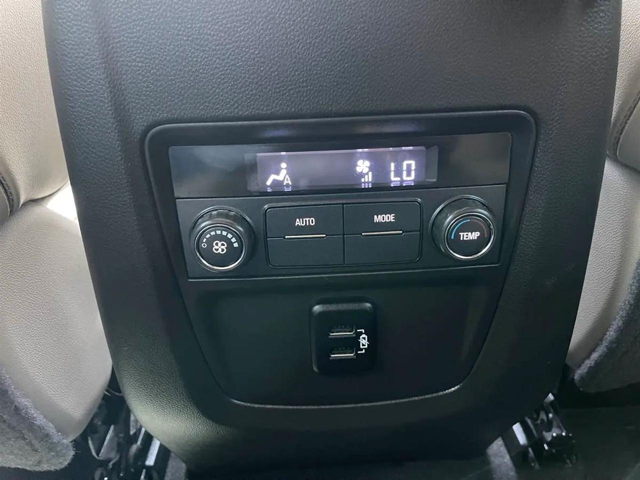 Buick Enclave FWD 4dr Essence 2018