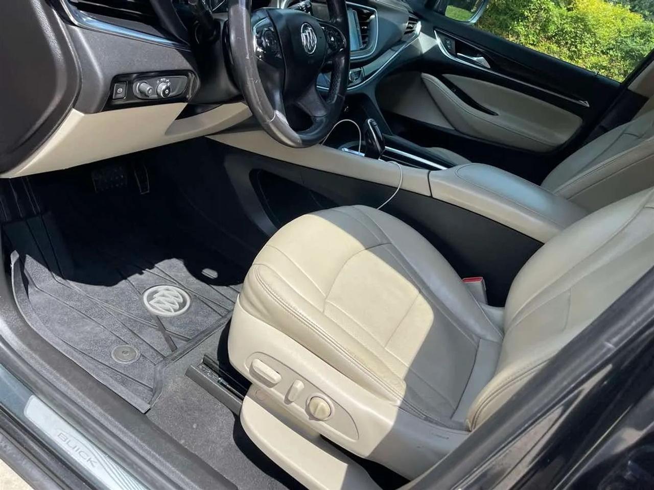 Buick Enclave FWD 4dr Essence 2018