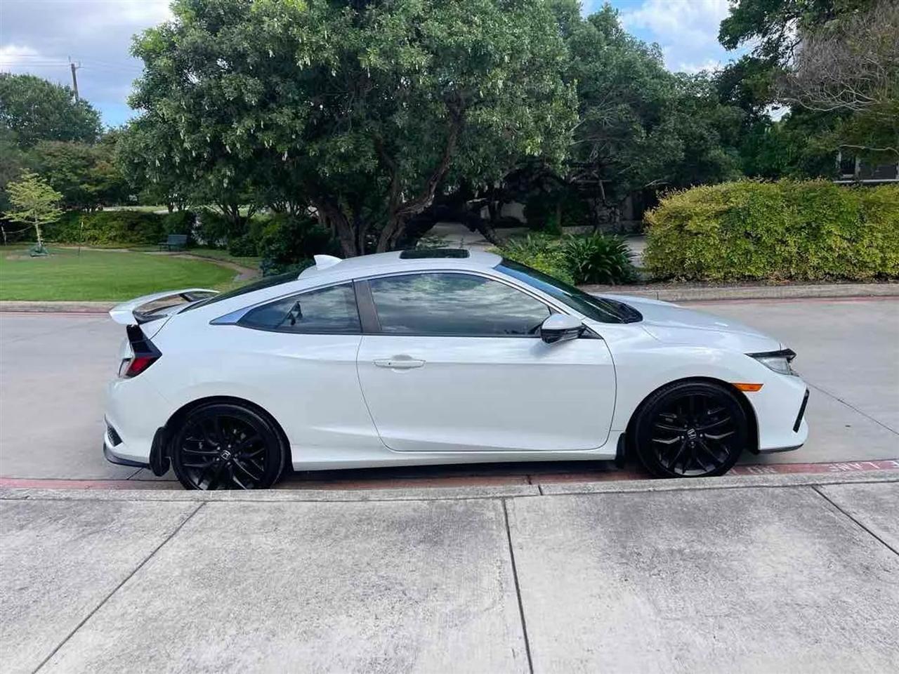 Honda Civic Si Coupe Manual w/Summer Tires 2020