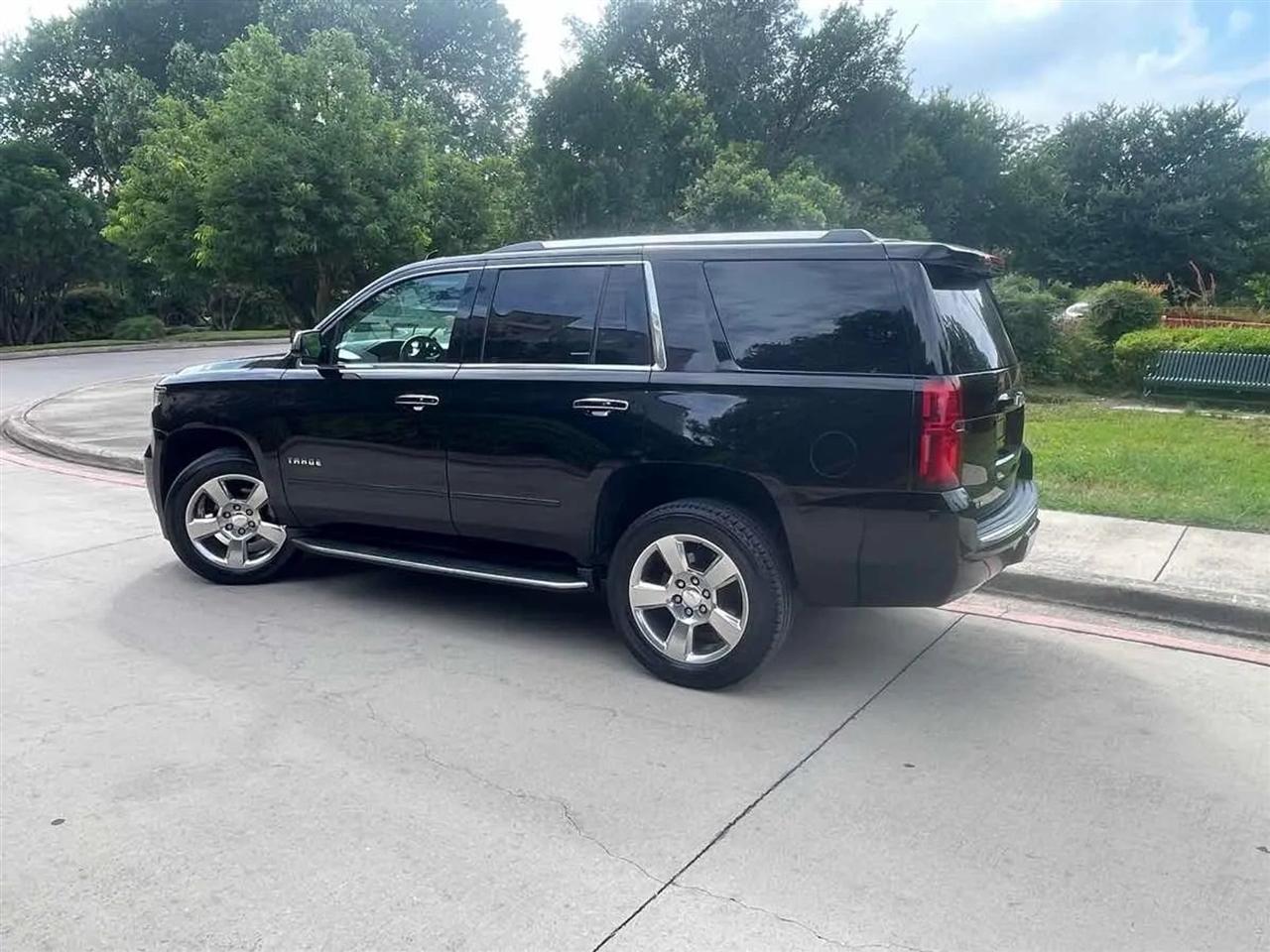 Chevrolet Tahoe 4WD 4dr Premier 2017
