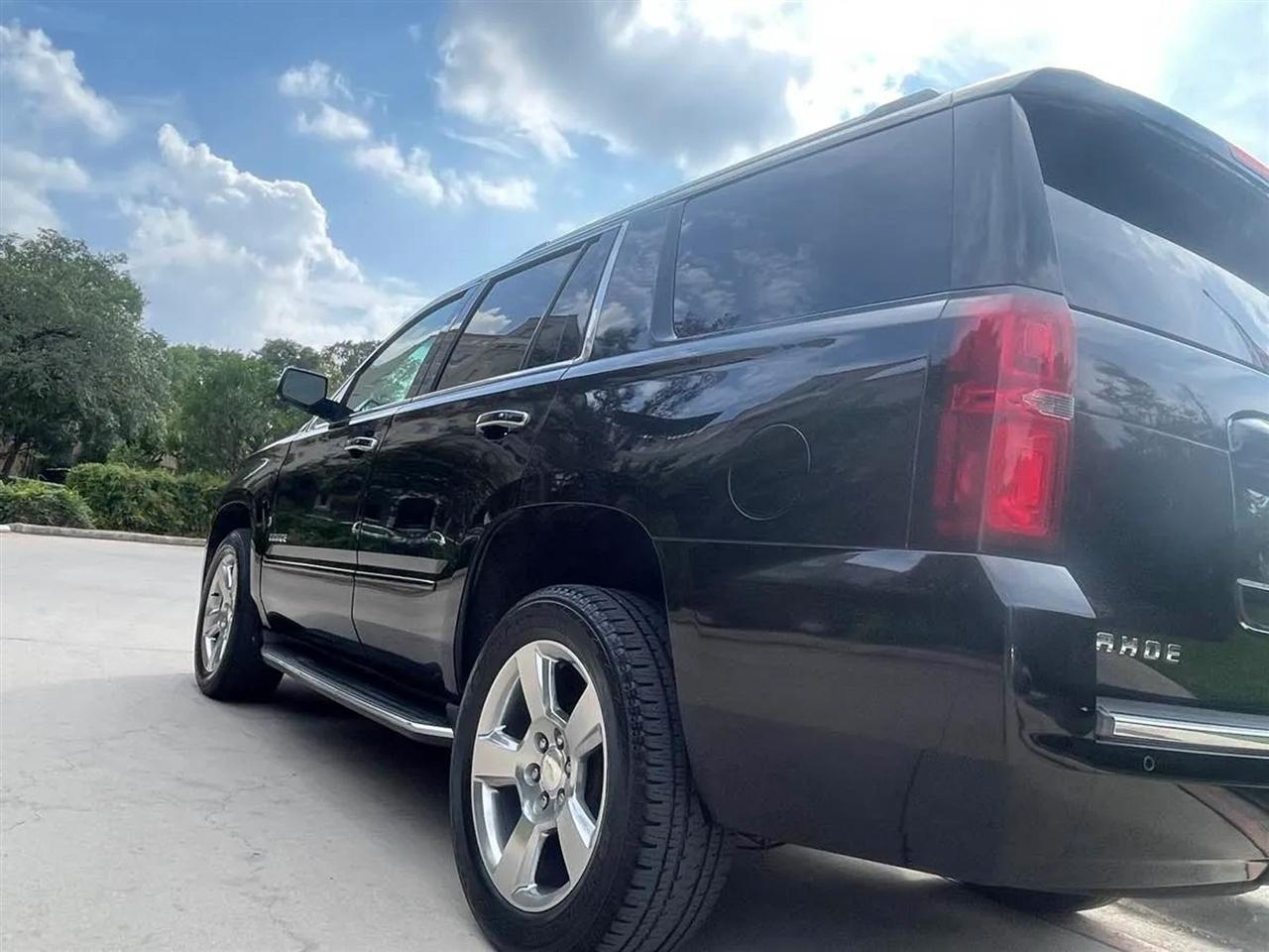 Chevrolet Tahoe 4WD 4dr Premier 2017