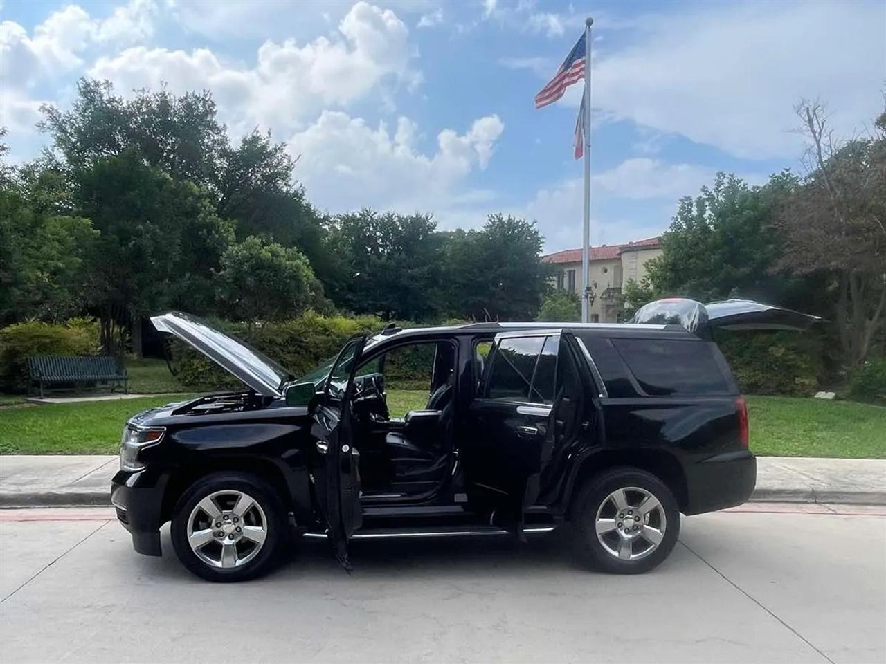 Chevrolet Tahoe 4WD 4dr Premier 2017