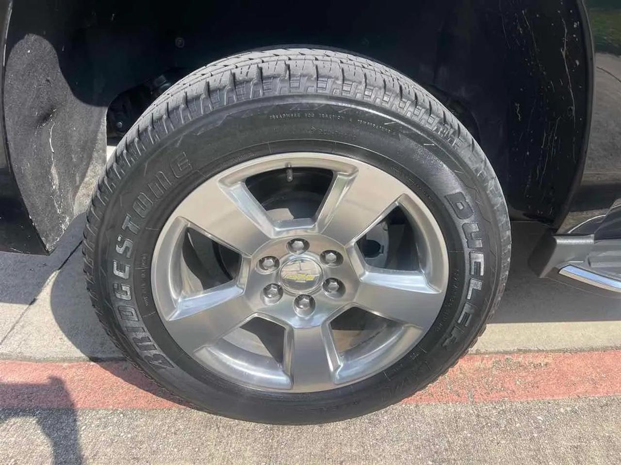 Chevrolet Tahoe 4WD 4dr Premier 2017