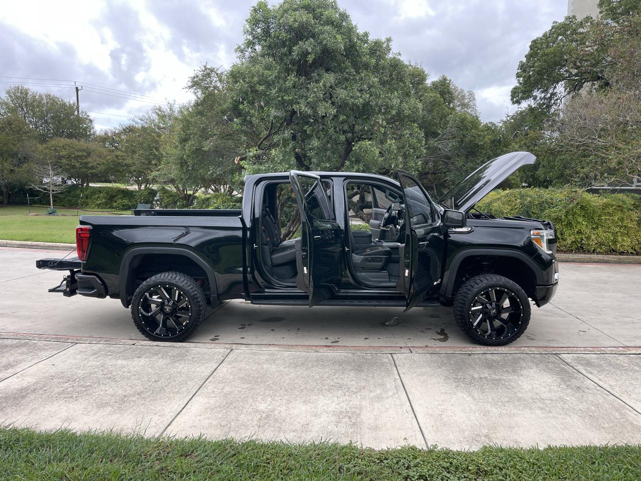 GMC Sierra 1500 4WD Crew Cab 147" AT4 2021