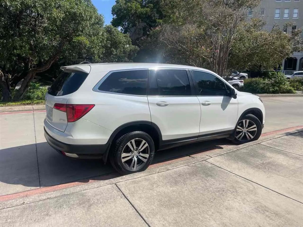 Honda Pilot EX-L w/Honda Sensing AWD 2017
