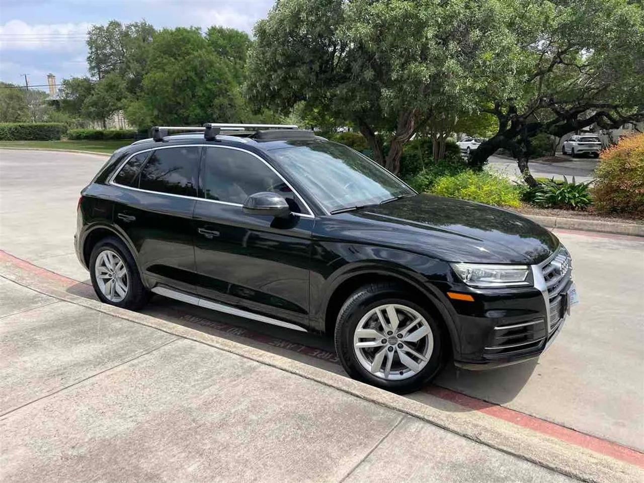 Audi Q5 Titanium Premium 45 TFSI quattro 2020