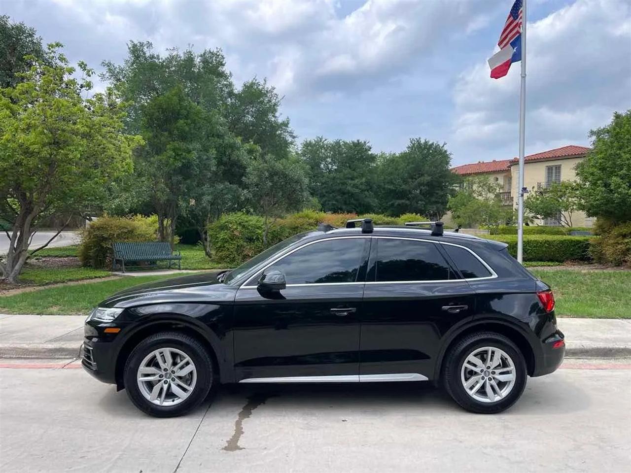 Audi Q5 Titanium Premium 45 TFSI quattro 2020