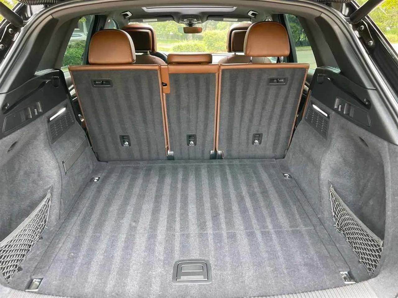 Audi Q5 Titanium Premium 45 TFSI quattro 2020