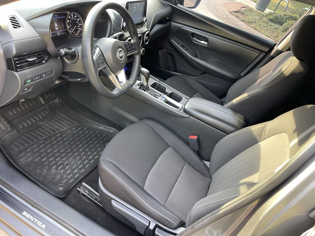 Nissan Sentra SV CVT 2024
