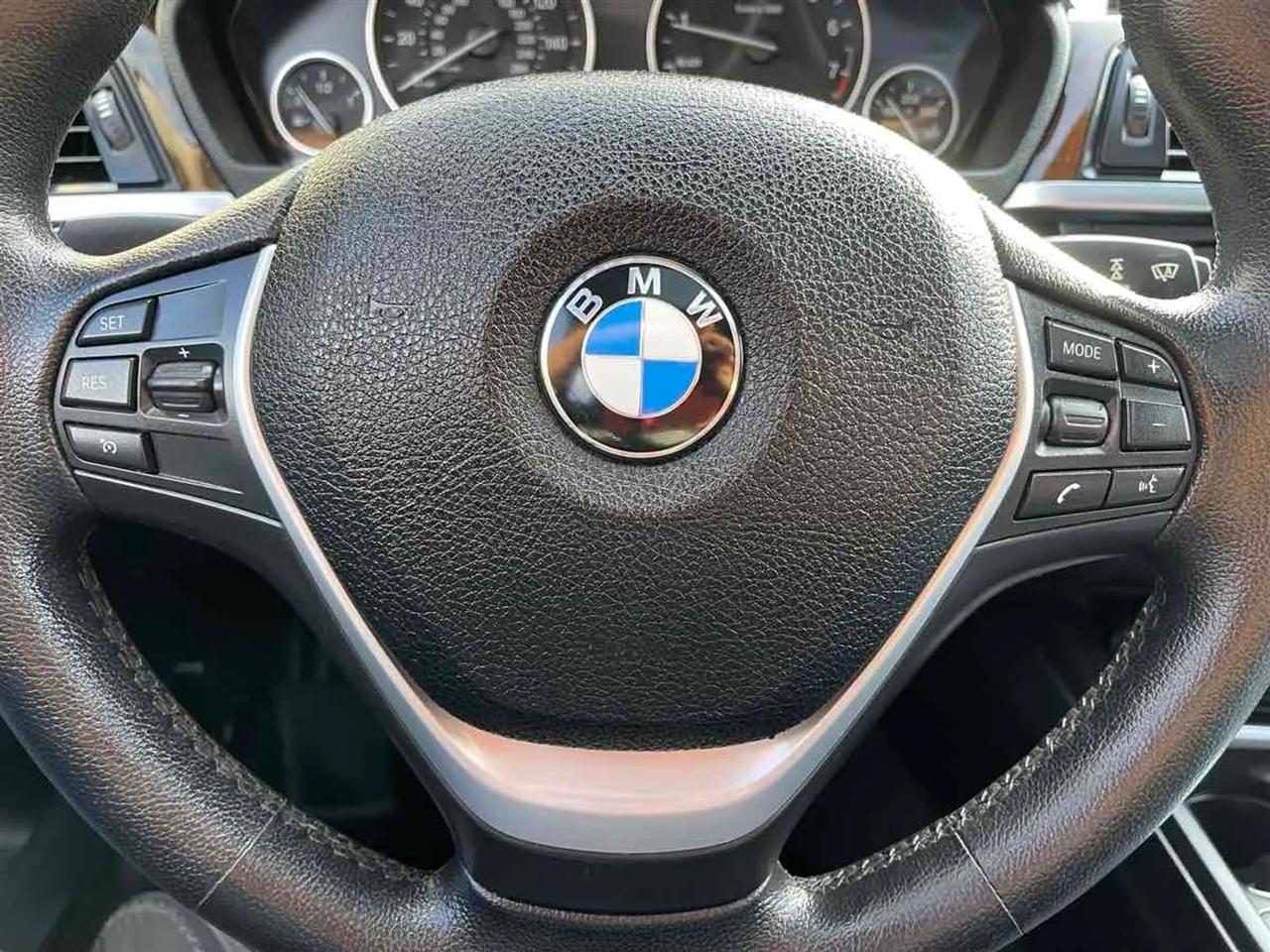 BMW 3 Series 4dr Sdn 328i xDrive AWD South Africa 2015