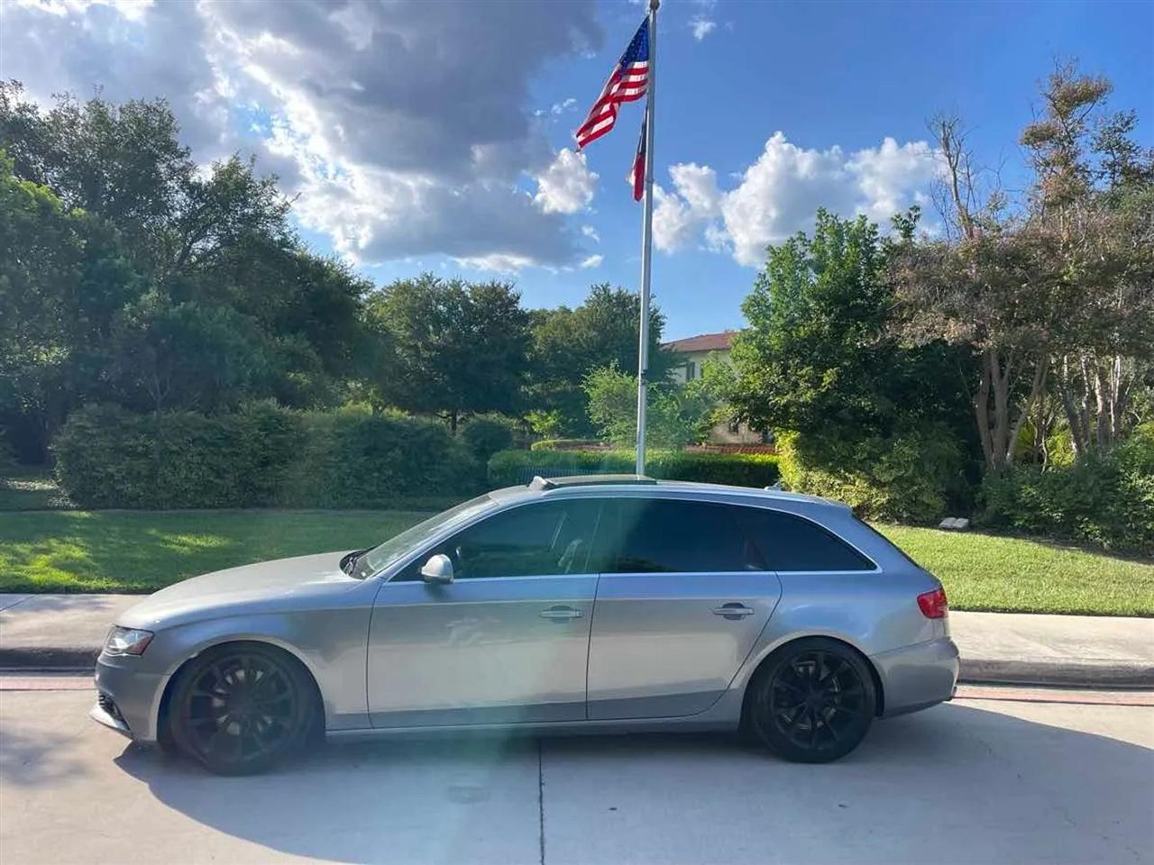 Audi A4 4dr Avant Wgn Auto quattro 2.0T Premium Plus 2011